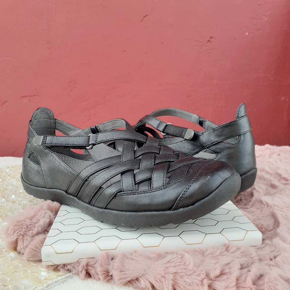 Bare Traps Mary Jane Comfort Flats Sandals